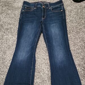 🚨ALL American Eagle Jeans Are $10.00!!🚨